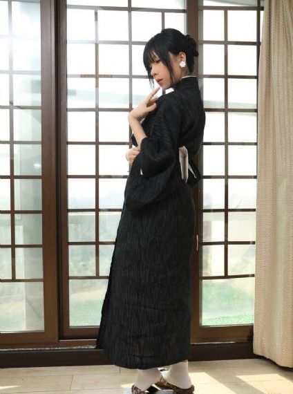 朝鲜女学生三级视频在线_DVD在线视频观看